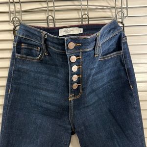 CJLA button jeans